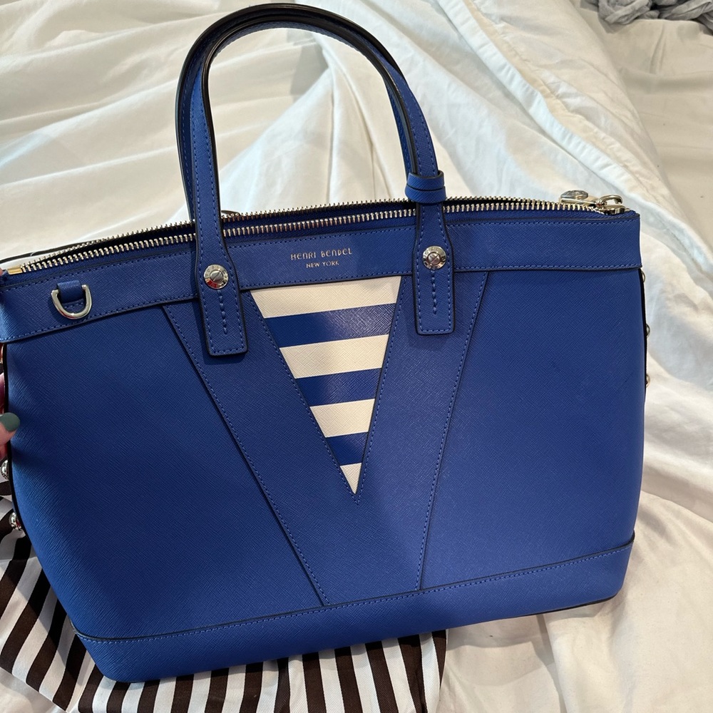 Henri bendel W. 57th street bag blue